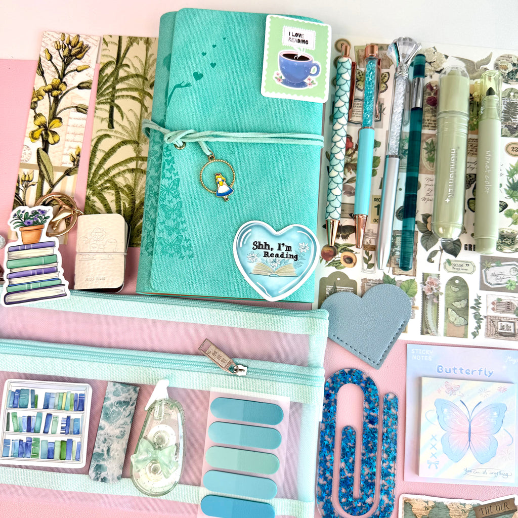 Vintage Mint Bookish Bundle